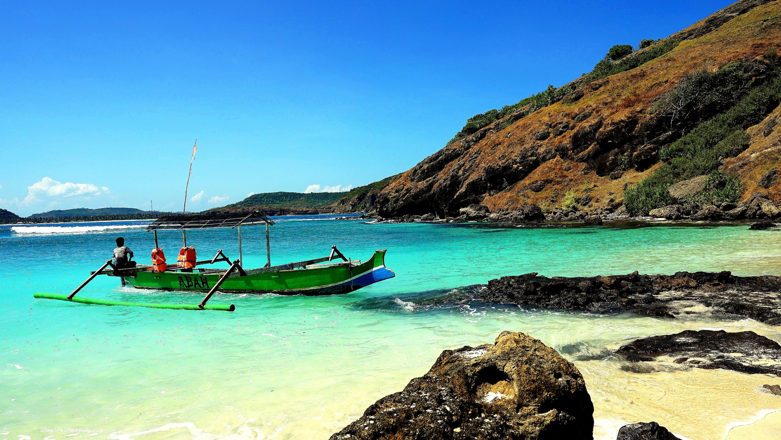 Tanjung Aan Beach & Bukit Merese One-day Private & Local Village Tour YewKXYlP