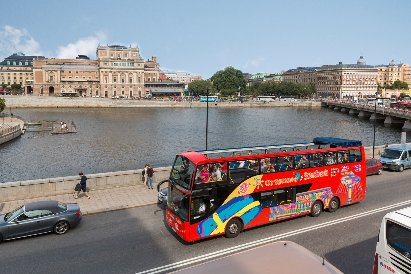 Stockholm Hop-On Hop-Off Bus by City Sightseeing mPmyA9hZ