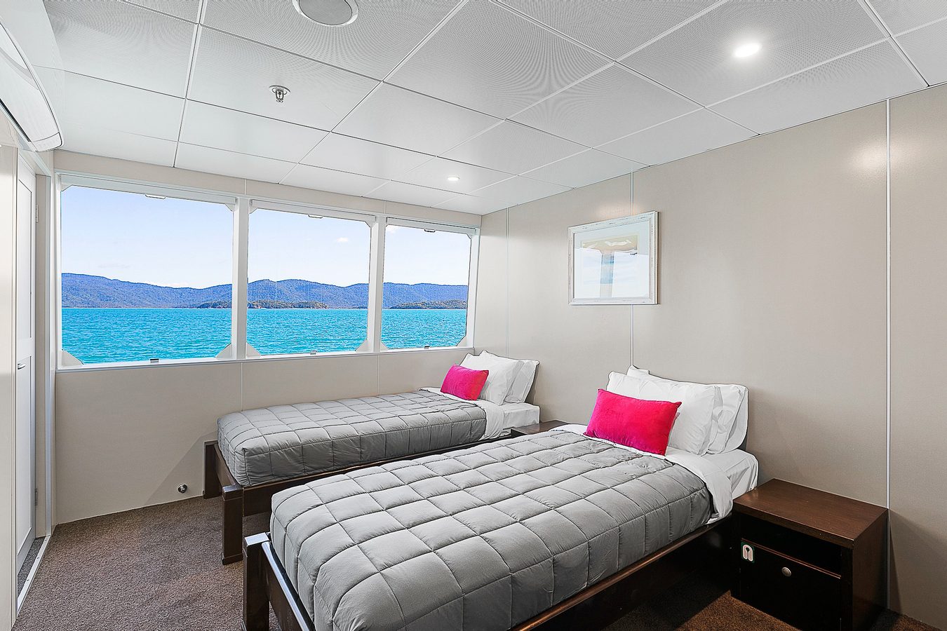 2 Nights Small Ship Cruising in the Whitsundays sl4jxvZw-backdrop