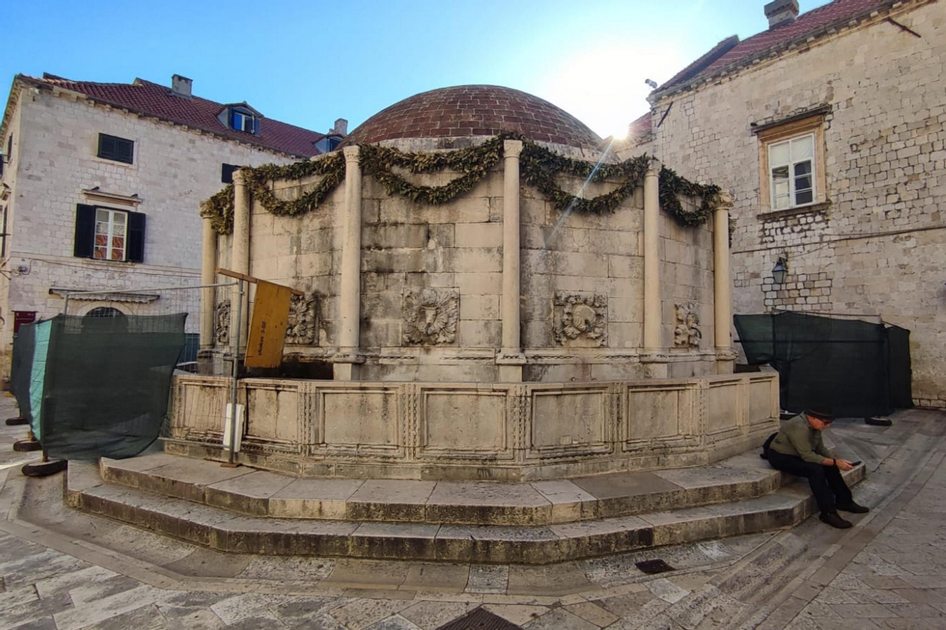 Dubrovnik's Old Town Walking Trip w9o2tmrL