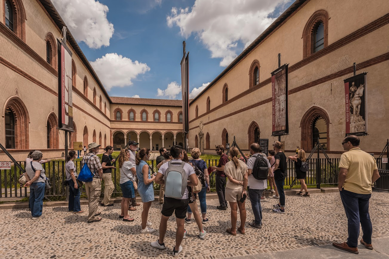 City Highlights Walking Tour with The Last Supper in Milan BNCsxD7R