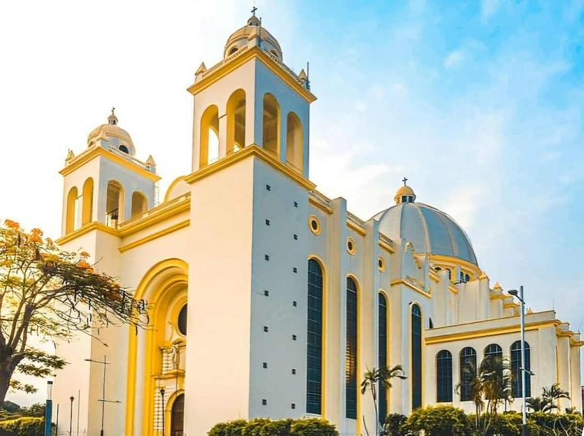 San Salvador : Highlights Walking Tour With A Guide VIuc84Dj