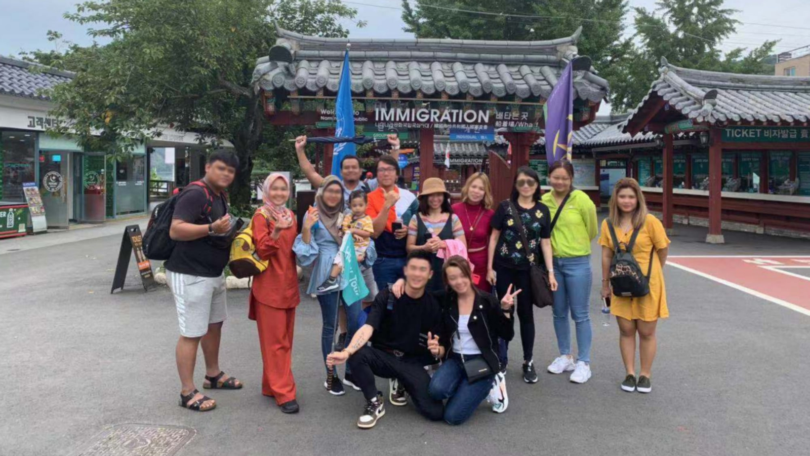 Eden Cherry Blossom & Nami Island & Gangchon Rail Bike Day Tour j6ivVTh1