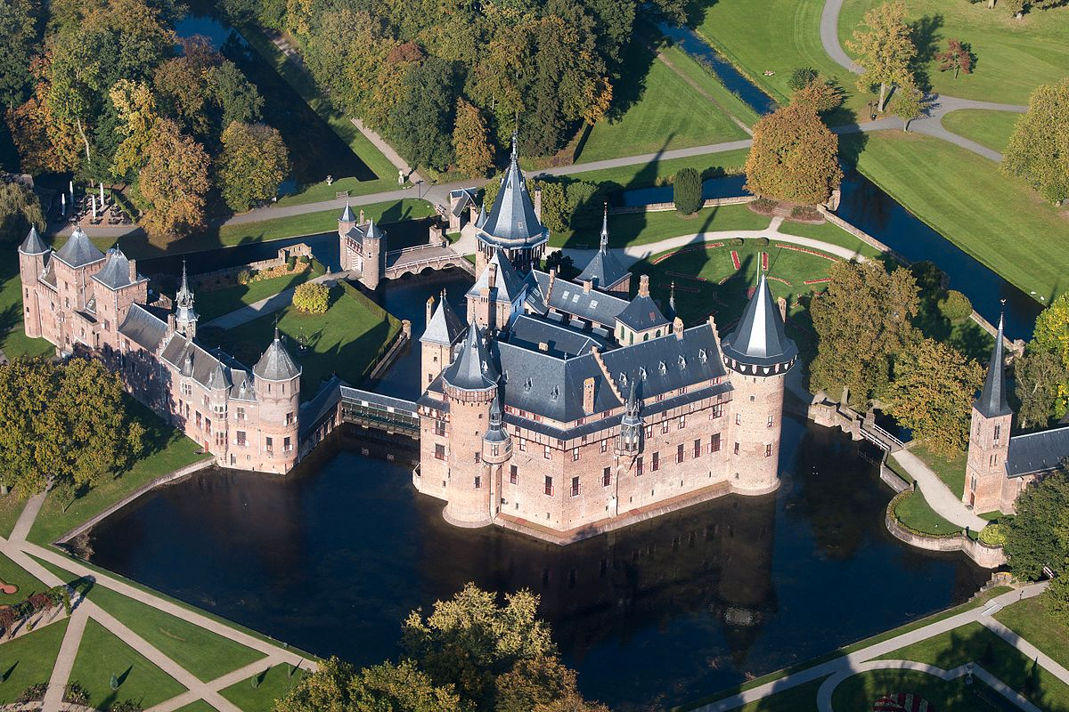 Private Day Trip to the Dutch Castles from Amsterdam HX5RJu91
