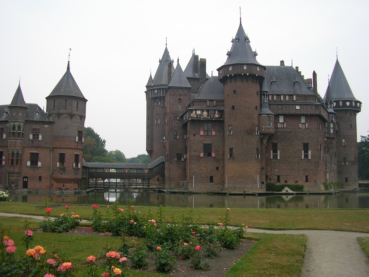 Private Day Trip to the Dutch Castles from Amsterdam WbNkrVvQ