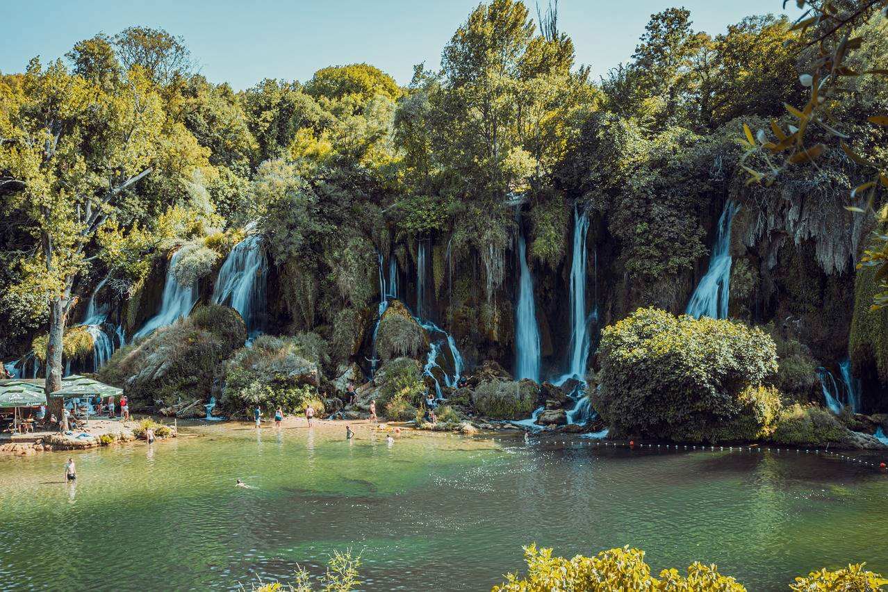 Mostar and Kravica Waterfall Private Day Tour from Split mPWwmP8M