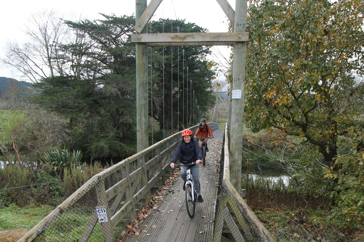 Natural Beauty Full Day Ebike Tour UNTvLAAm