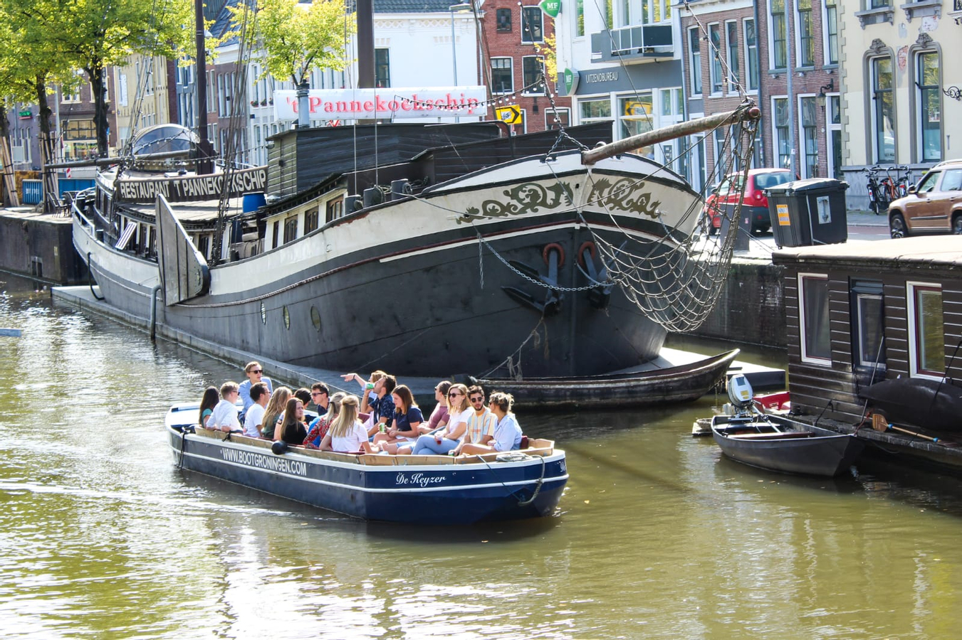 Open Boat Historical City Canal Cruise Tour in Groningen TIVsAsuH