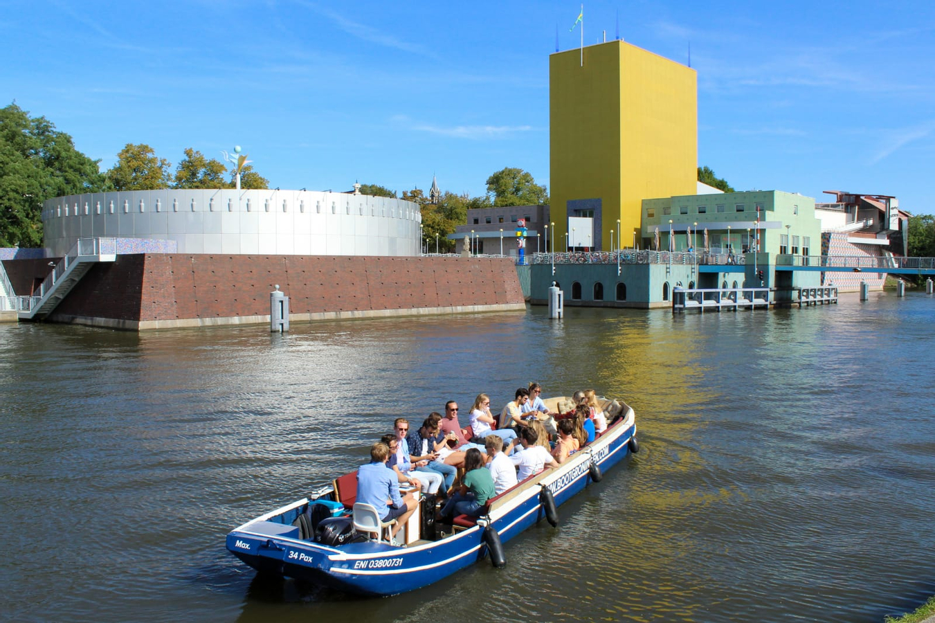 Open Boat Historical City Canal Cruise Tour in Groningen q6sUWYeX