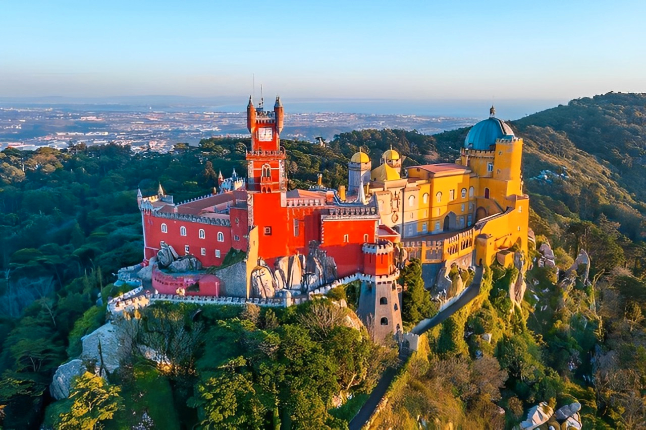 Sintra, Pena Palace, Roca, and Cascais Day Tour From Lisbon zbIcT60v-backdrop
