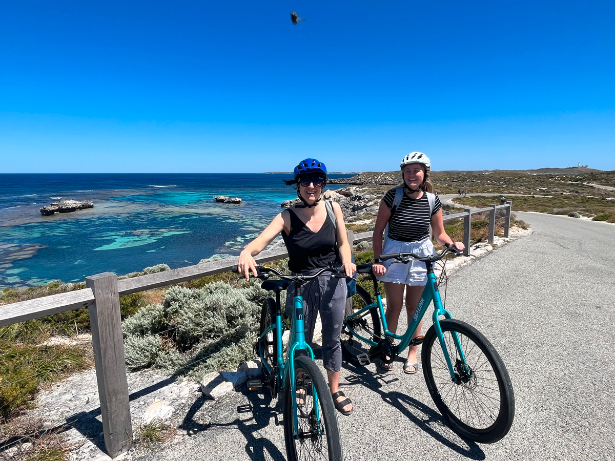 Rottnest Island Cycling Experience with Round Trip SeaLink Ferry Transfer YPFNI7zZ