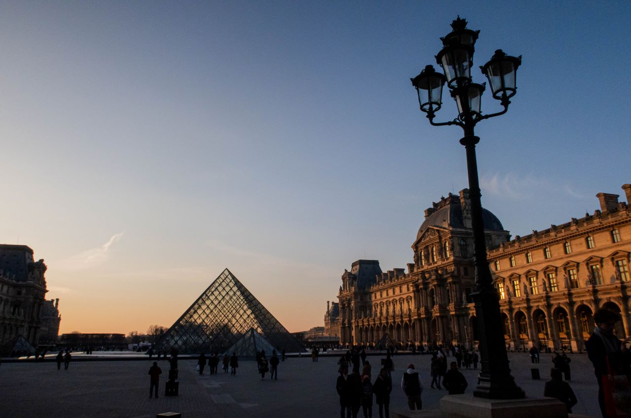 Louvre Museum Skip-the-Line Guided Tour VQs6c8nz