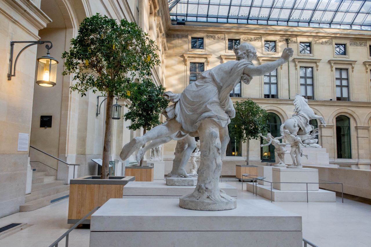 Louvre Museum Skip-the-Line Guided Tour iJoerZRl