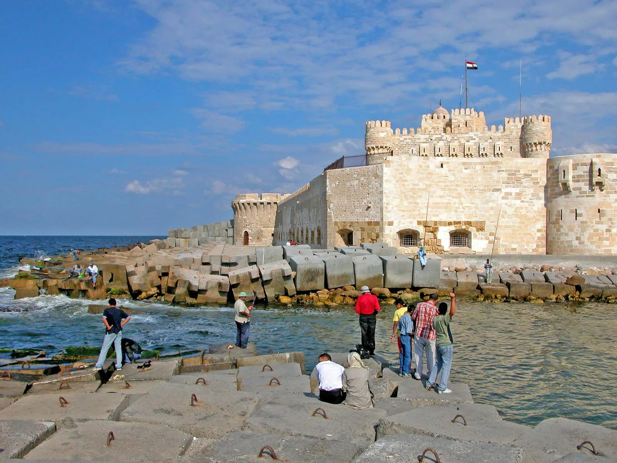 Day Tour to Alexandria from Cairo with Guide, Entry Fees, Lunch AdwZ0aE5