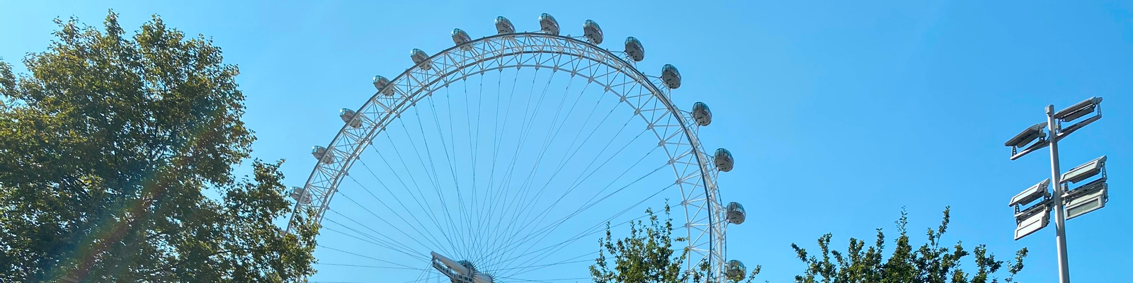 Afternoon Tea with Panoramic Bus Tour of London Ql5CUo0o