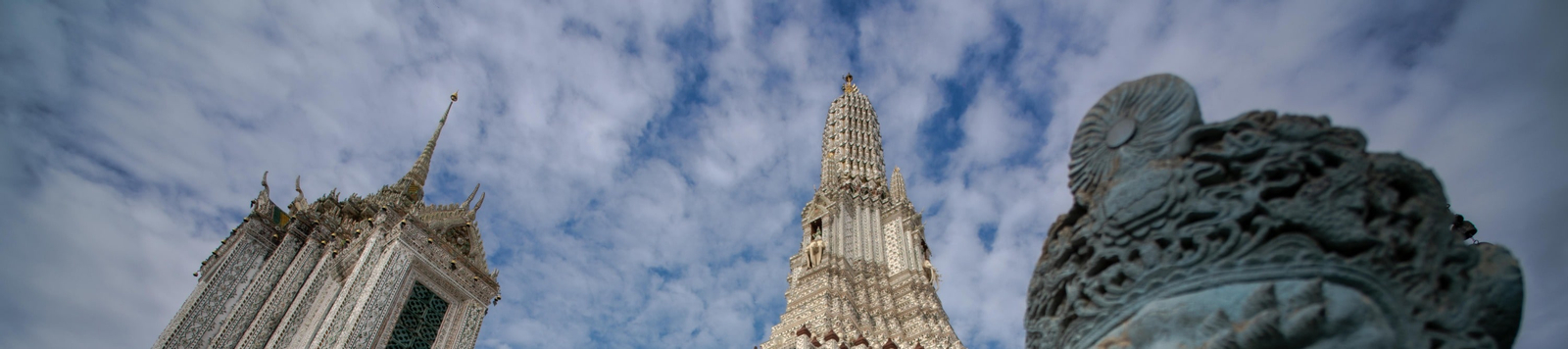 Bangkok's Canals & Chaophraya River by Longtail Boat to Wat Arun vZB2urEV