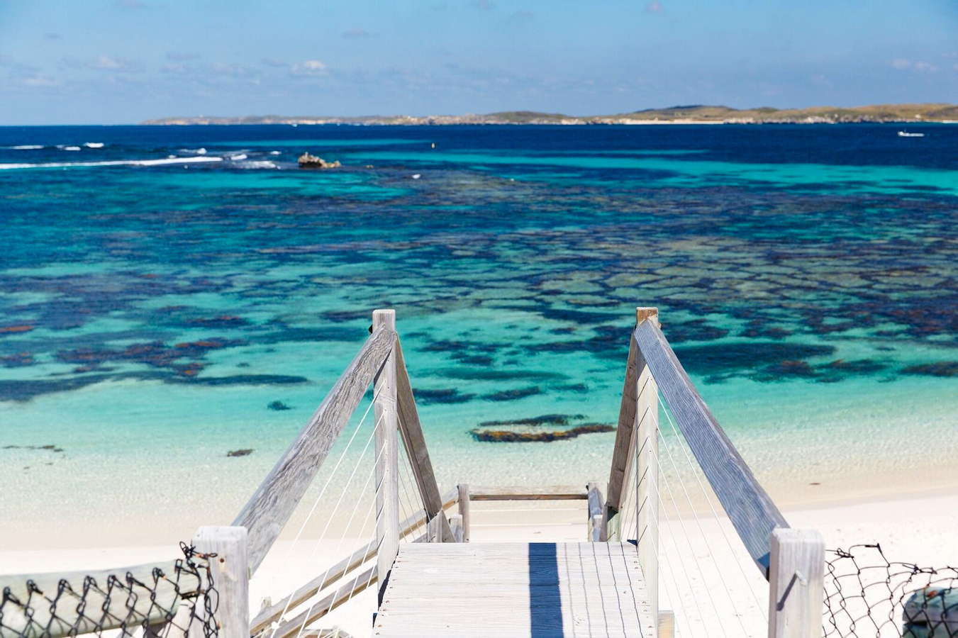 Round Trip SeaLink Ferry Transfer to Rottnest Island 3RQfJ5RZ