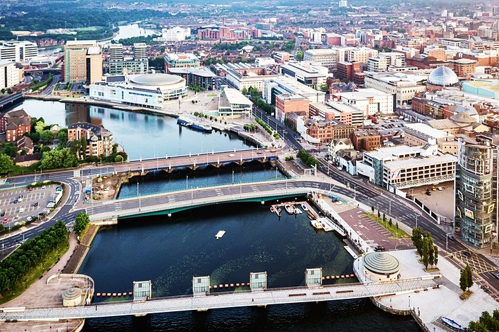 Private Transfer from Maguiresbridge to Belfast City Airport (BHD) 33hEiLCH