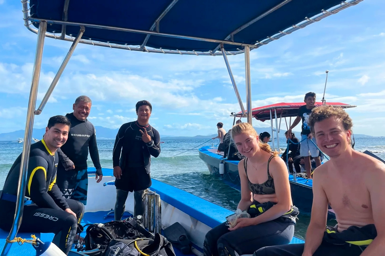 Fun Dive Scuba Diving at Puerto Galera Philippines mF2tod6a