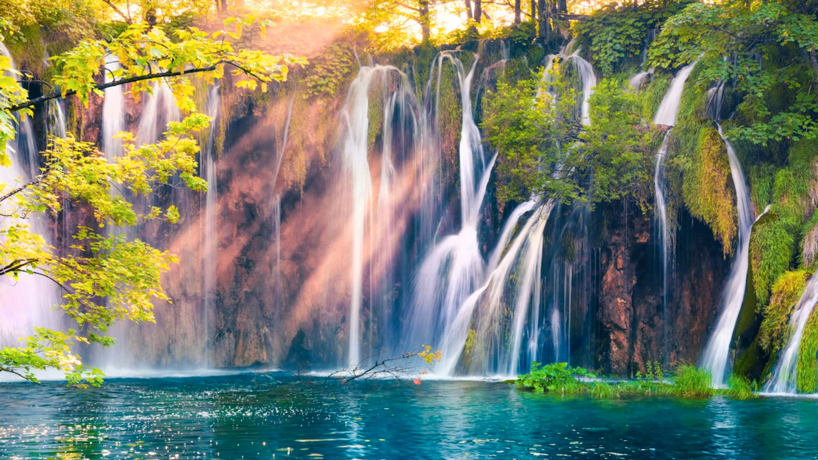 Plitvice Lakes full-day tour from Zagreb 4QF6VBTj