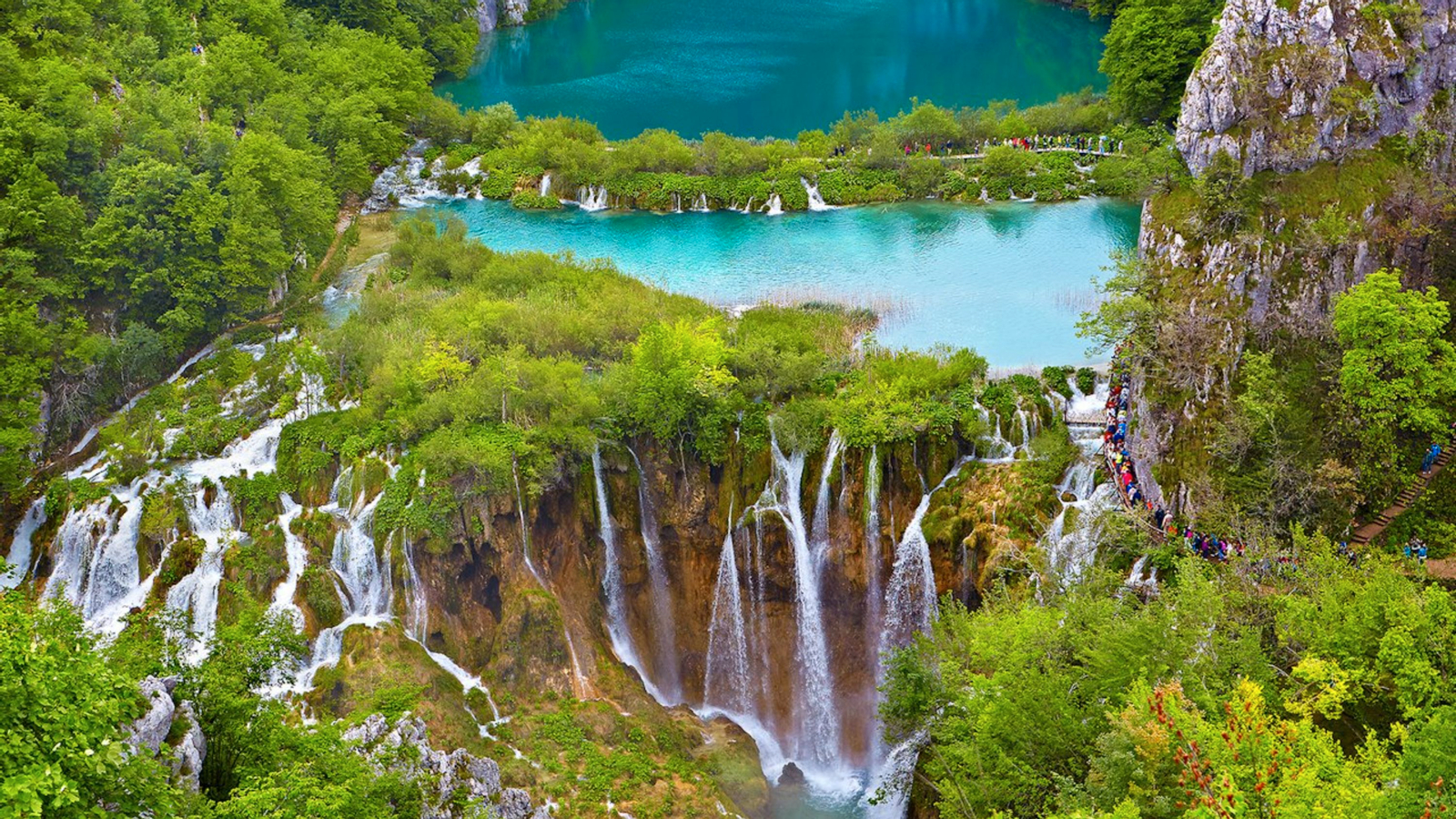 Plitvice Lakes full-day tour from Zagreb NrV6ldMv