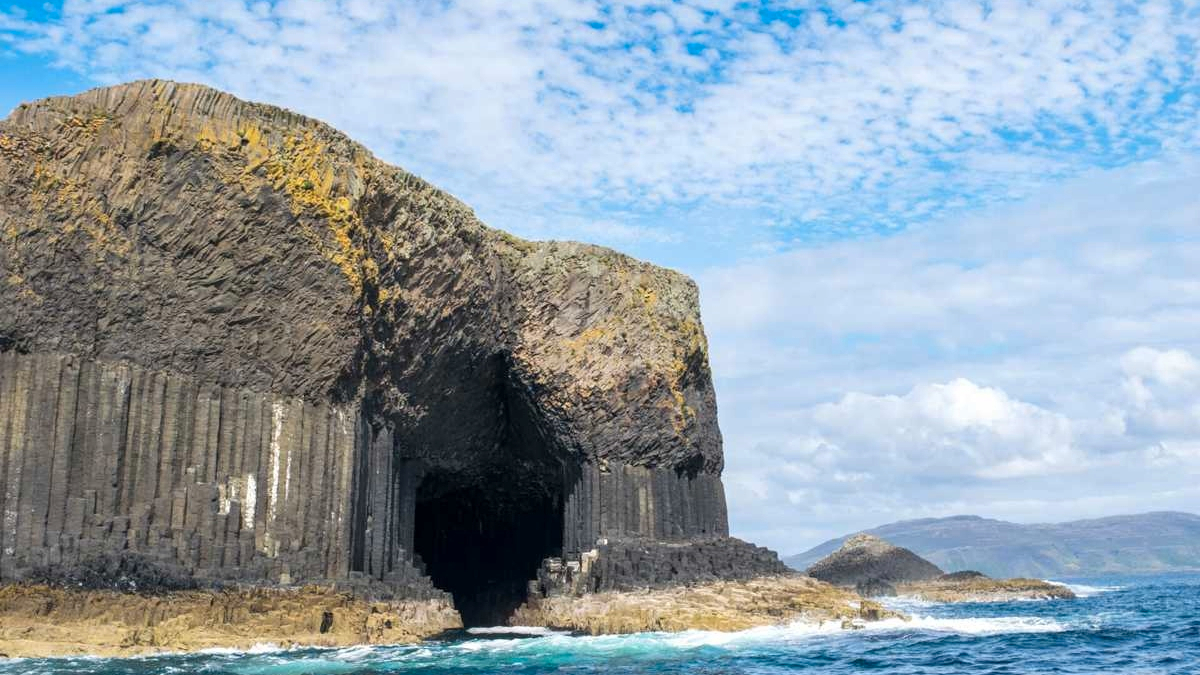 4D3N Isle of Mull, Iona & Staffa Wildlife tour from Edinburgh z3Au3LfC