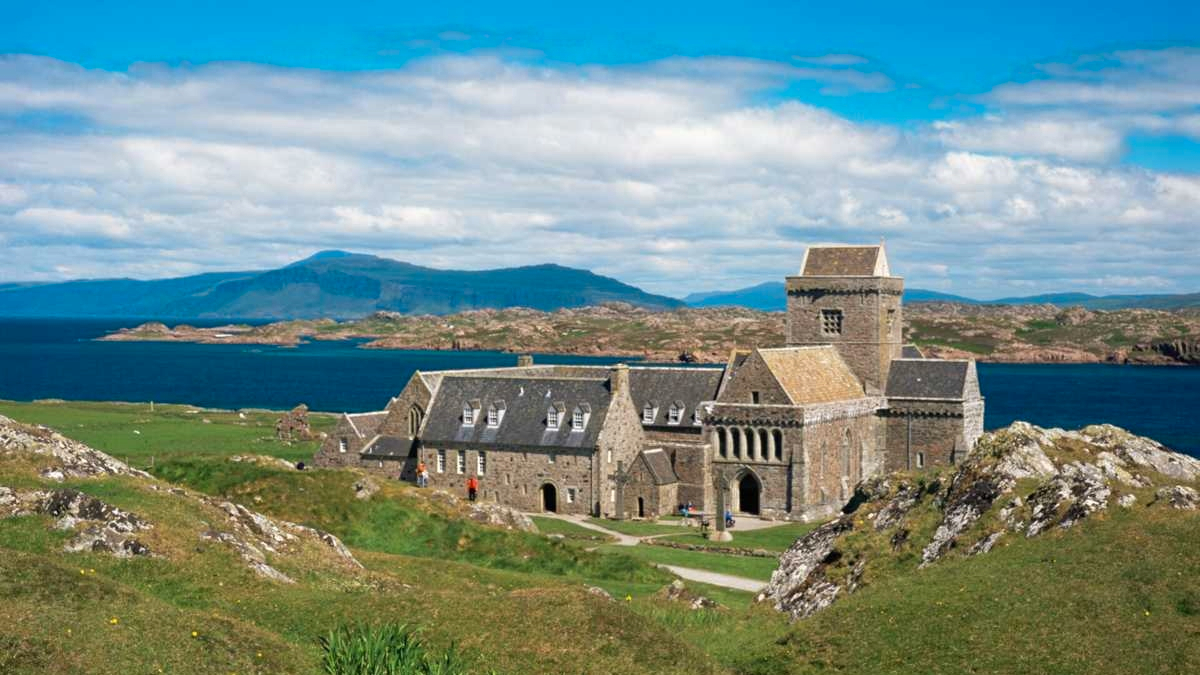 4D3N Isle of Mull, Iona & Staffa Wildlife tour from Edinburgh u58kLmIO