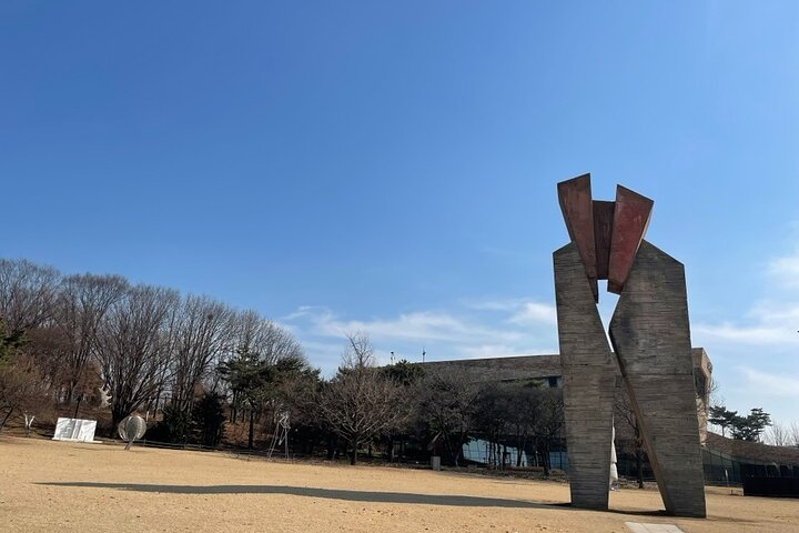 3 Hour Walking Tour in Songpa Seoul HaNTCHNT