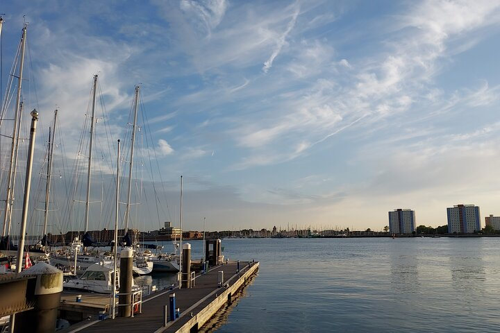 Portsmouth Naval History Private Guided Walking Tour  ob63fB3v