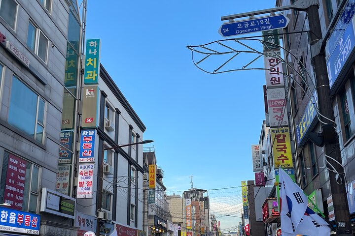 3 Hour Walking Tour in Songpa Seoul KnNzD8nF