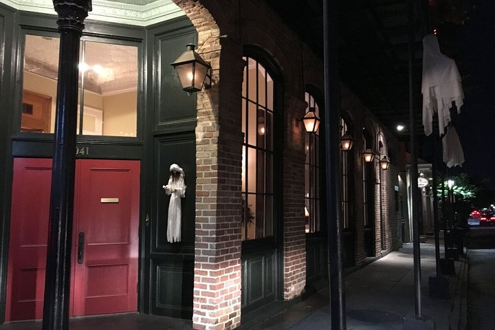 French Quarter Walking Ghost Tour of New Orleans 31kbTYHh