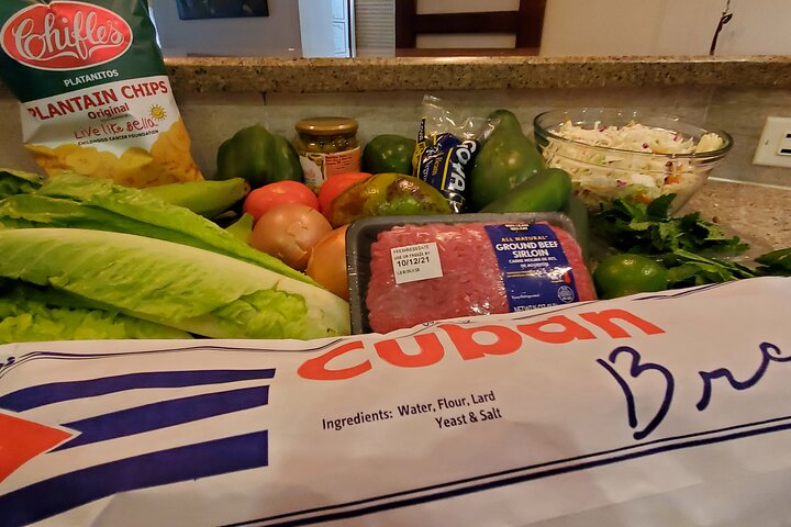 Traditional Cuban Cooking Class in Miami KMIy9EwK
