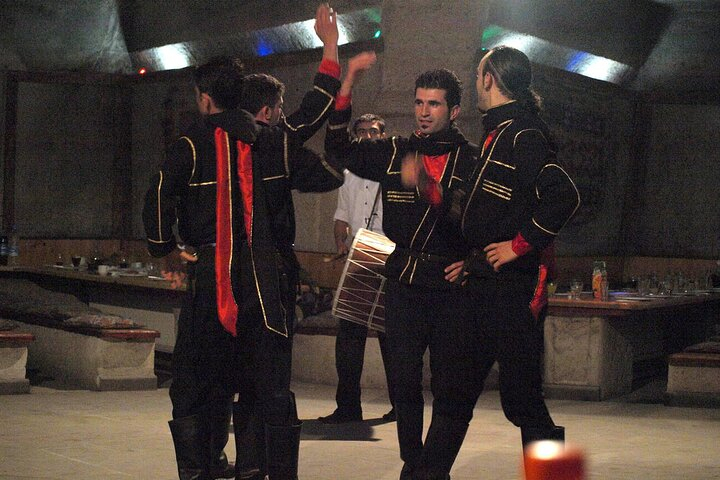 Cappadocia: Turkish Night Show & Dinner QFc9UFXk