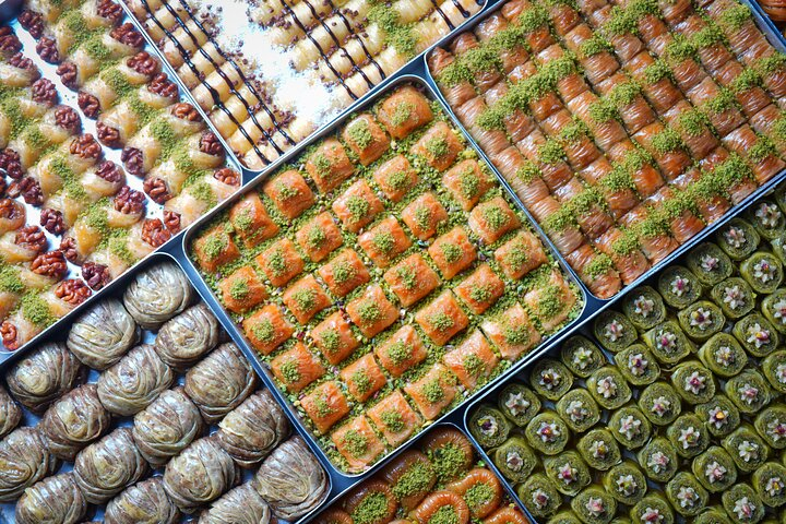 Half Day Food Tour in Istanbul, Kadikoy osahqOnE