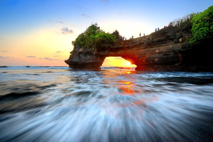 Tanah Lot Sunset Tour with Kecak Show and Dinner zFl34TZQ-backdrop