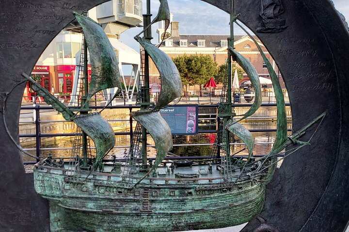 Portsmouth Naval History Private Guided Walking Tour  1L774BRR