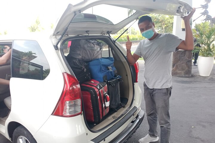 Seminyak to Ubud Private Hotel Transfer  A0vQy15P