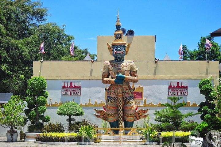 Skip the Line: Mini Siam and Mini Europe Admission Ticket ASFJzHGt-backdrop