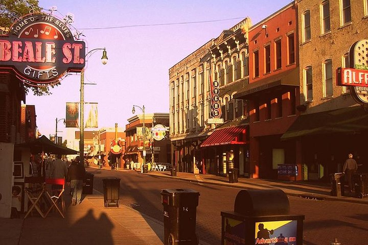 Historic Memphis Guided Walking Tour FAf5935C