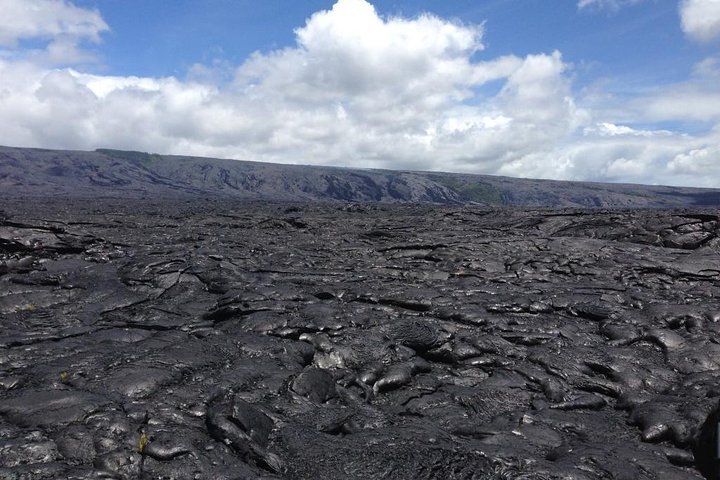 Hawaii Big Island Circle Small Group Tour: Waterfalls - Hilo - Volcano - Black Sand Beach ys3mTsTp-backdrop