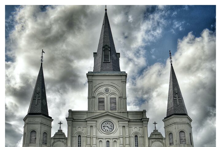 New Orleans Voodoo, Ghost, Murder, True Crime and Vampire Tour CvGgU4Qa