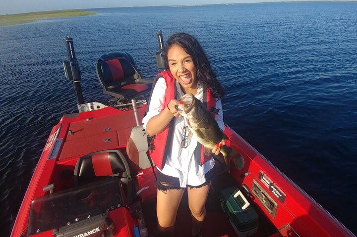 8-hour Lake Okeechobee Fishing Trip near Palm Beach FbH6D24z