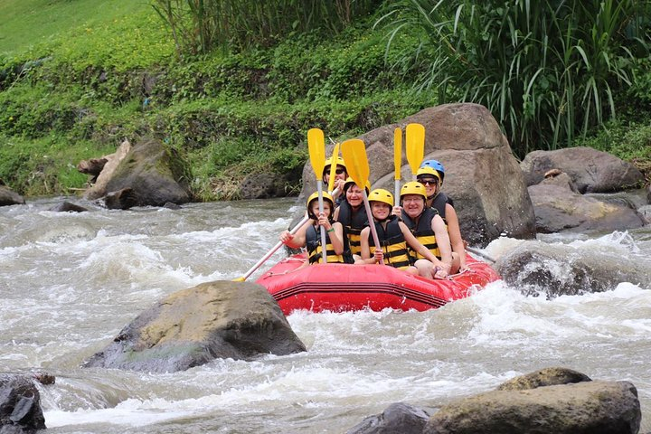 Bali Rafting with Flying Fox Diskon 50% Paket Tur