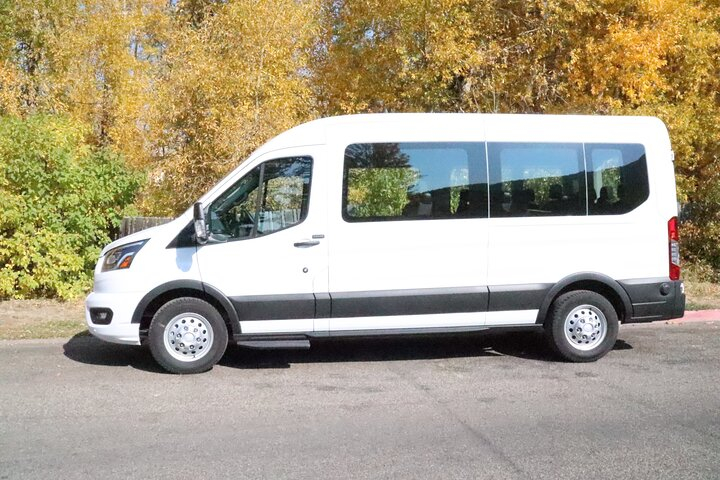Private Tour in Grand Teton National Park and Yellowstone Lower Loop YJEb3fEE-backdrop