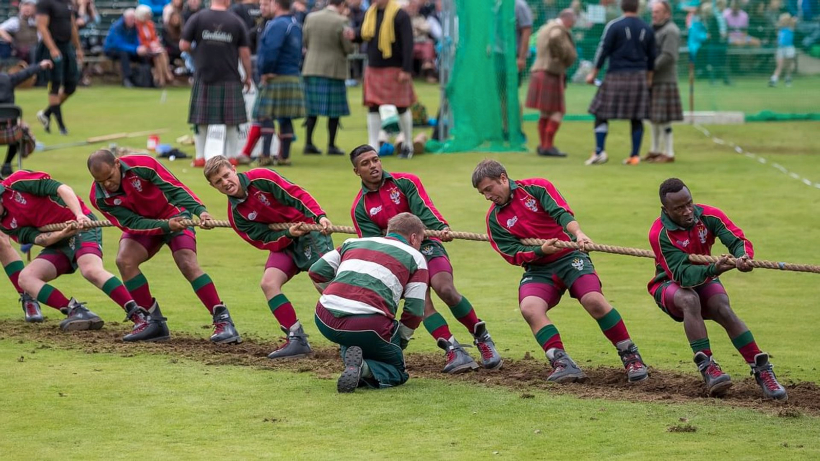 Highland games tour from Edinburgh 5ucfl1Uw-backdrop