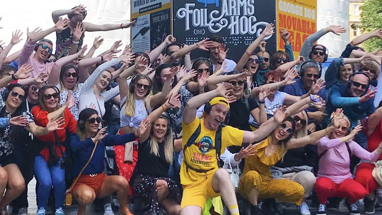 Silent disco adventure walking tour in Edinburgh Q9DKhXgc
