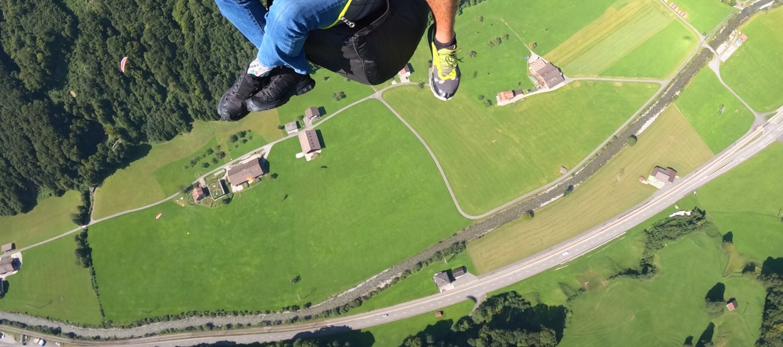 Lucerne Paragliding Tandem Flights  N4cl9weN