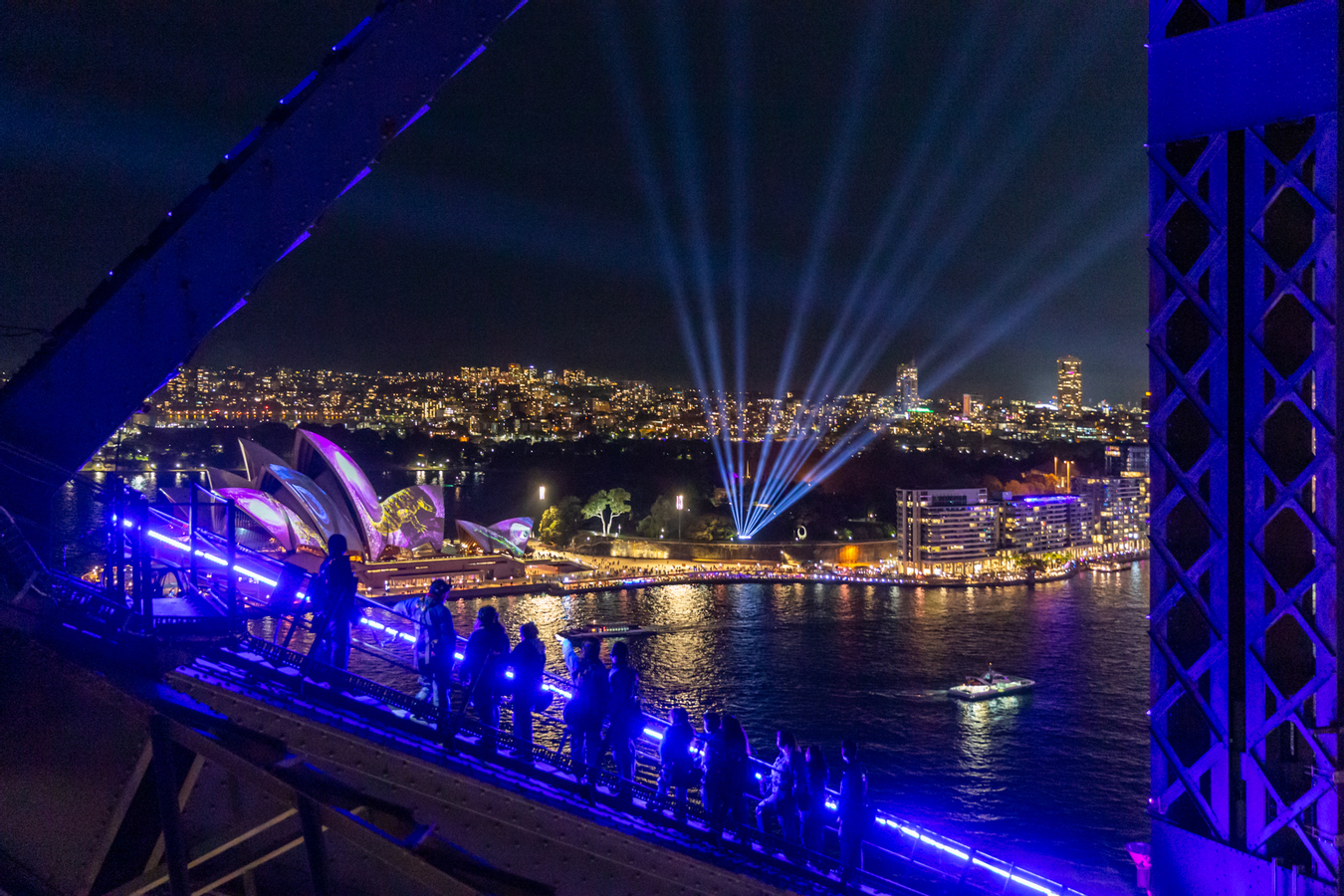 Vivid Sydney BridgeClimb przMyNxD