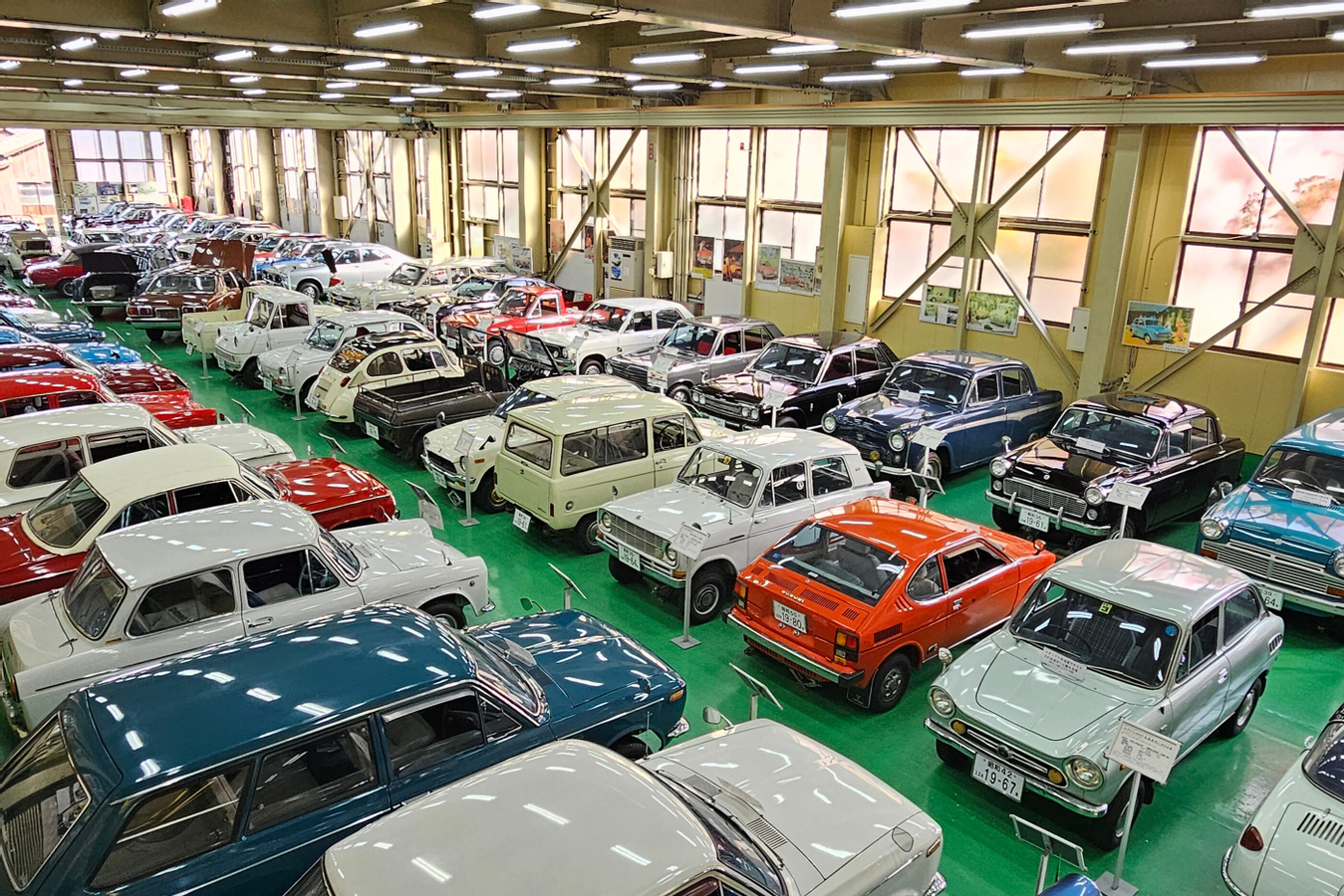 Niigata KYOWA Classic Car and Life Station nNYuhuFA