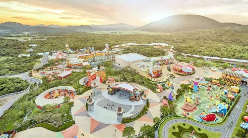 Shinhwa Theme Park GKSIwiVp